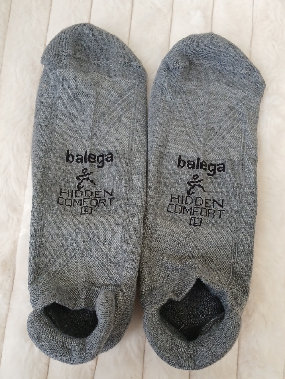 Balega Hidden Comfort Gray Premium Cushion Socks Unisex Large